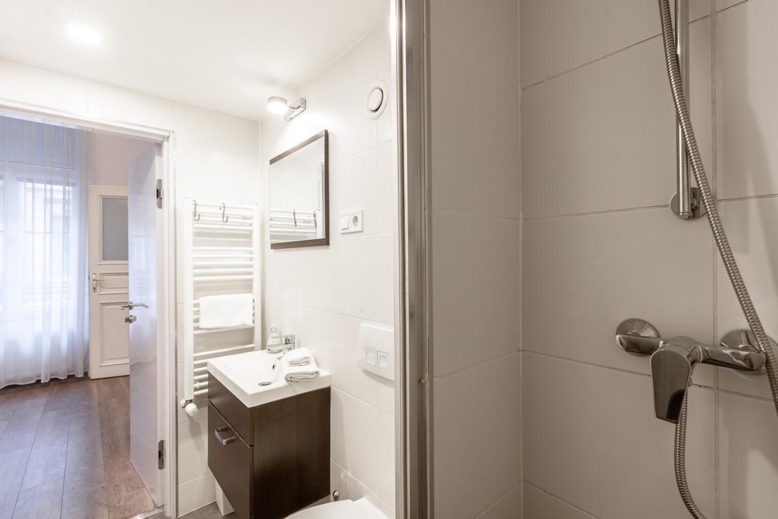 Modern Stylish Loft Next To New York Palace Budapest Luaran gambar